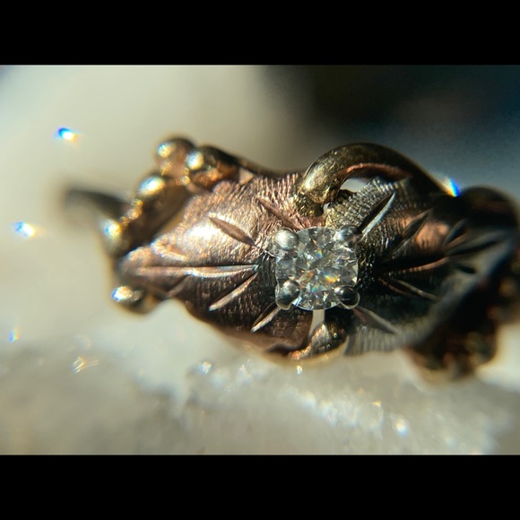10k Landstroms Black hills Gold and Diamond Ring - Picture 7 of 11